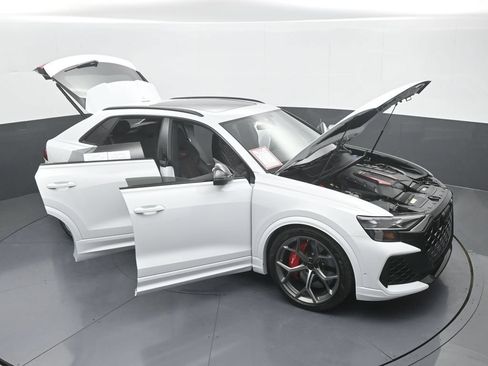 Used 2026 Audi RS Q8 performance AWD/4WD image 89