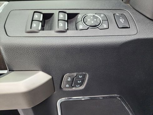 Used 2020 Ford F350 Lariat w/ Lariat Ultimate Package image 50