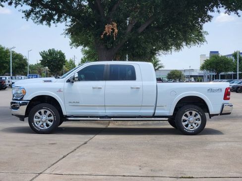 Used 2022 RAM 2500 Limited AWD/4WD image 4