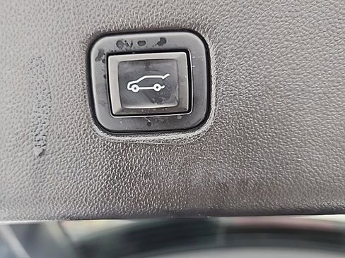 Used 2020 Chevrolet Blazer LT w/ Redline Edition image 12