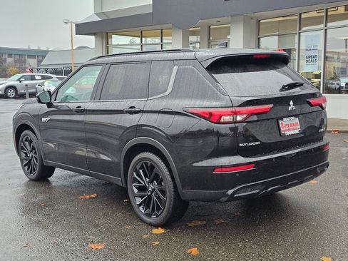 Used 2025 Mitsubishi Outlander SEL Black Edition image 7