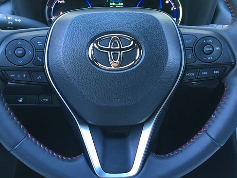 Used 2024 Toyota RAV4 SE w/ Weather & Moonroof Package AWD/4WD image 14