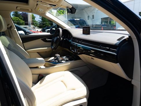 Used 2019 Audi Q7 3.0T Prestige AWD/4WD image 27