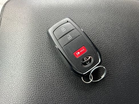 New 2025 Toyota 4Runner SR5 image 33