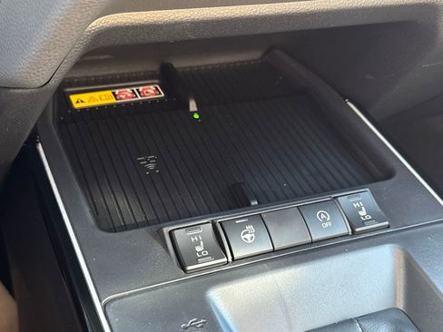 New 2026 Toyota Corolla Cross XLE image 27