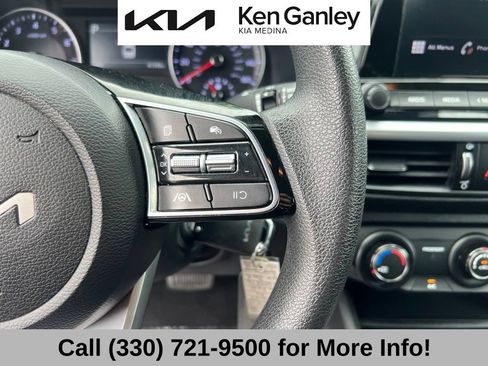 Certified 2023 Kia Forte LXS FWD image 32