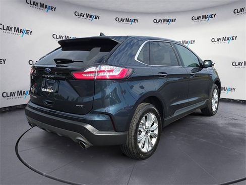 Used 2024 Ford Edge Titanium image 5
