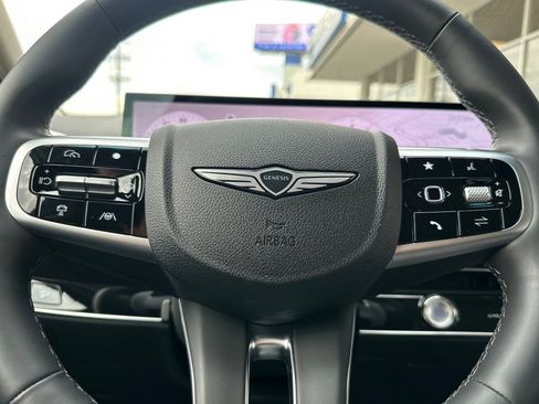 Used 2026 Genesis GV70 2.5T Select image 26