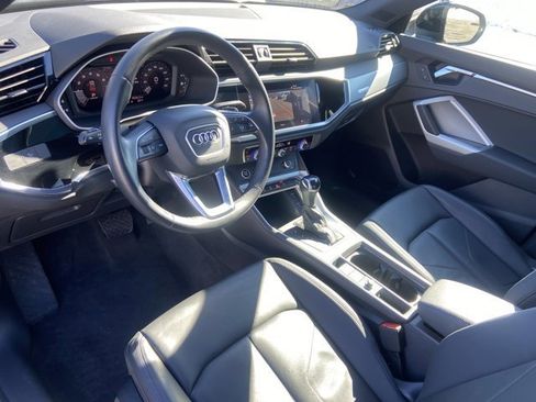 Certified 2022 Audi Q3 2.0T Premium Plus w/ Premium Plus Package image 23