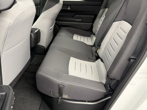 Used 2025 Toyota Tacoma TRD Off-Road image 35