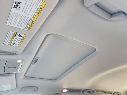 Used 2020 Nissan Armada SL w/ Premium Package image 24