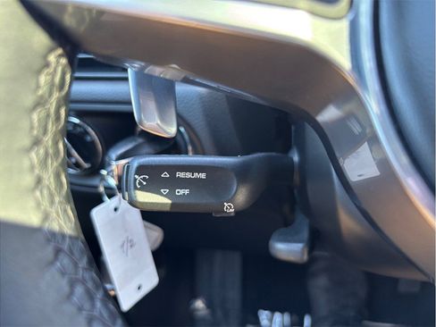 Used 2020 Porsche Macan AWD/4WD image 33