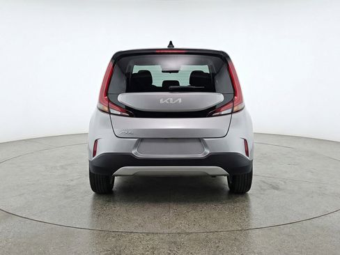 Used 2025 Kia Soul LX w/ LX Technology Package image 7