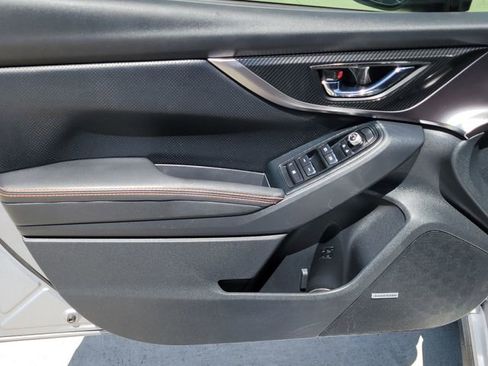Used 2019 Subaru Crosstrek 2.0i Limited w/ Moonroof Package w/Navigation AWD/4WD image 7