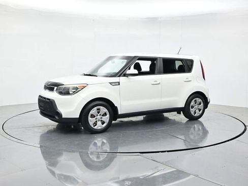 Used 2015 Kia Soul FWD image 5