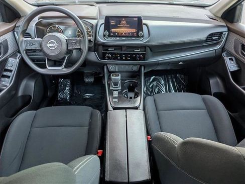 Used 2023 Nissan Rogue S FWD image 16