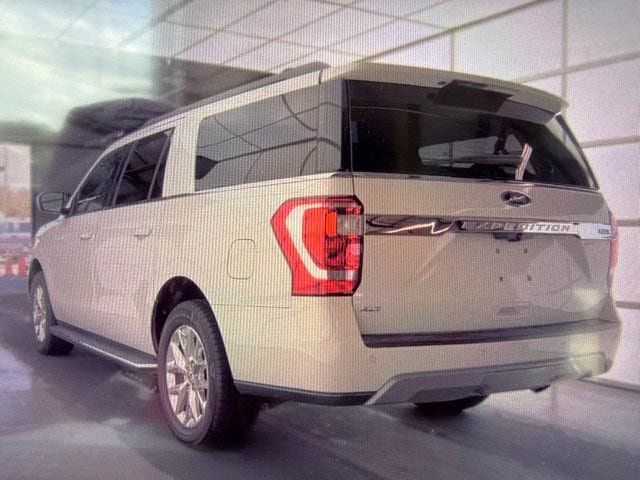 Used 2021 Ford Expedition Max XLT RWD image 4
