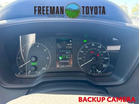 Used 2024 Toyota Corolla LE FWD image 8