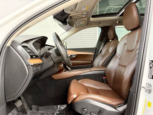 Used 2019 Volvo XC90 T6 Inscription w/ Protection Package Premier AWD/4WD image 19