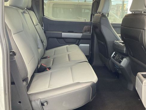 Used 2023 Ford F150 Lightning Lariat image 9