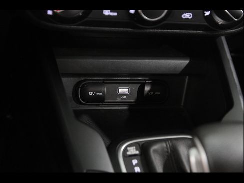 Used 2024 Kia Soul LX w/ Option Group 015 FWD image 12