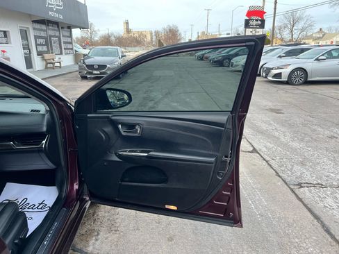 Used 2018 Toyota Avalon image 13