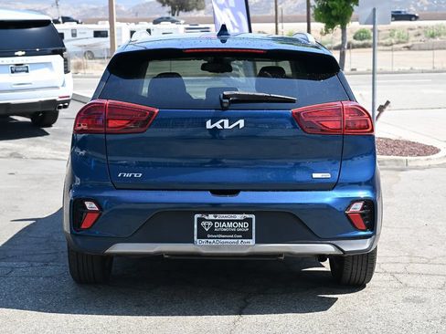 Used 2022 Kia Niro EX FWD image 5