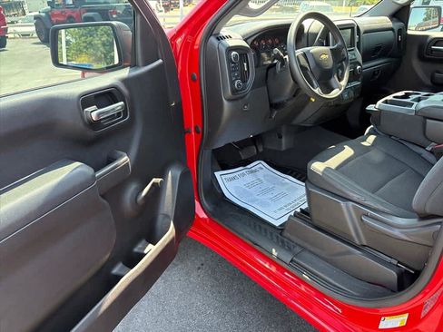 Used 2019 Chevrolet Silverado 1500 W/T w/ WT Appearance Package AWD/4WD image 19