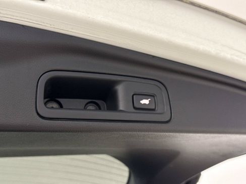 Used 2017 Honda Pilot EX-L image 11