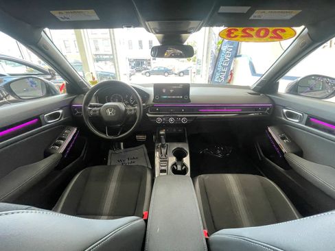 Used 2023 Honda Civic Sport image 19