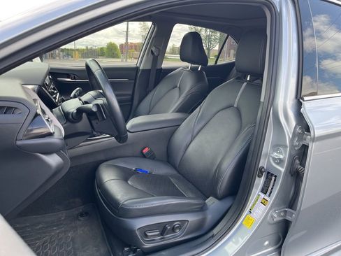 Used 2023 Toyota Camry XSE w/ Cold Weather Package FWD image 20