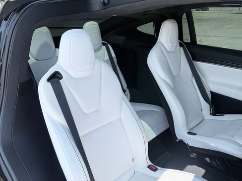 Used 2022 Tesla Model X Plaid AWD/4WD image 40