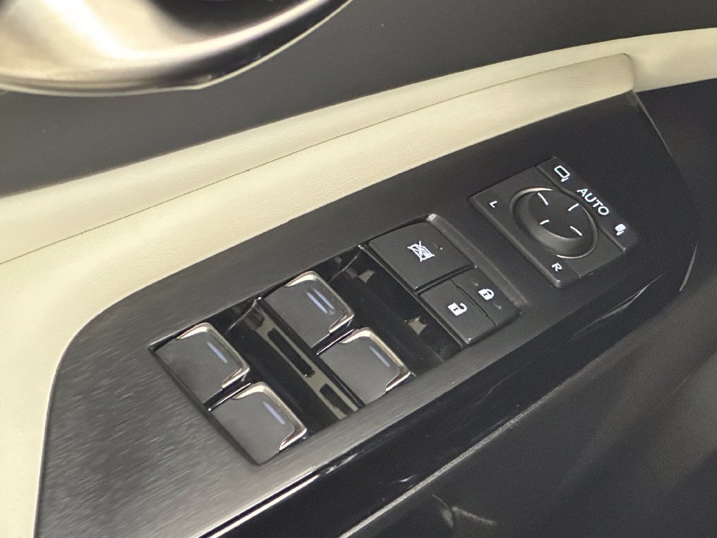 Used 2024 Lexus ES 350 F Sport w/ Technology Package FWD image 36