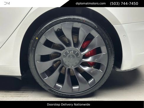 Used 2021 Tesla Model 3 Performance image 36