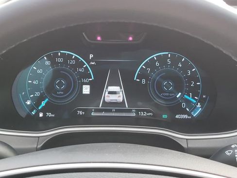 Used 2023 Genesis GV80 2.5T w/ Prestige 20" Package image 32