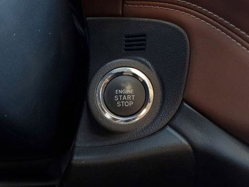 Used 2020 Subaru Outback Touring XT image 37