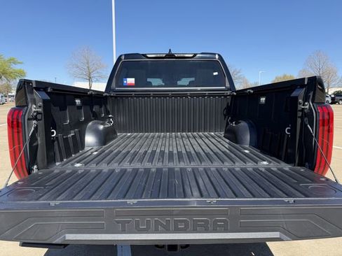 Used 2023 Toyota Tundra Limited w/ Power Package image 31