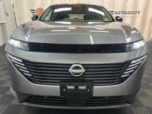 Used 2025 Nissan Murano SV AWD/4WD image 3