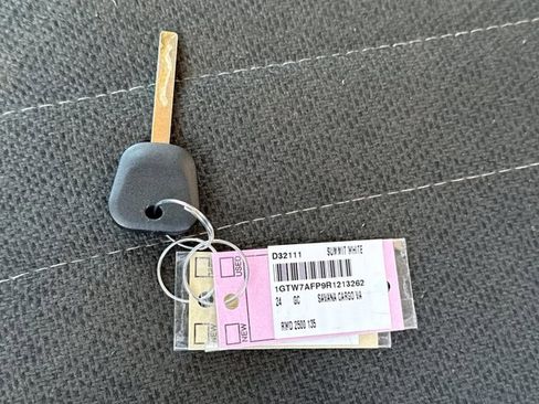 Used 2024 GMC Savana 2500 w/ Driver Convenience Package image 9