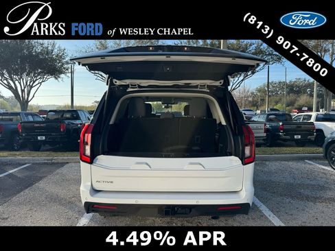 Used 2025 Ford Expedition Active image 7