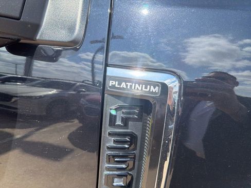 Used 2019 Ford F350 Platinum w/ Platinum Ultimate Package image 17