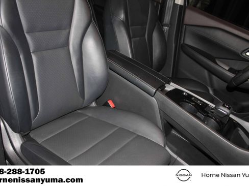 Certified 2023 Nissan Rogue SV w/ SV Premium B Package FWD image 6