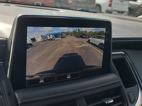 Used 2021 Chevrolet Suburban LS RWD image 22