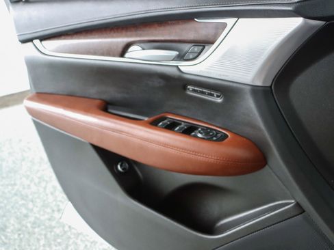 Used 2023 Cadillac XT5 Sportv image 23