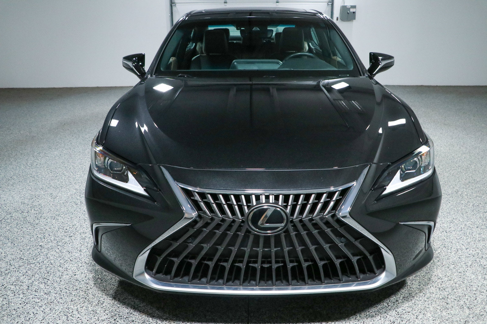 Used 2024 Lexus ES 350 w/ Premium Package FWD image 4