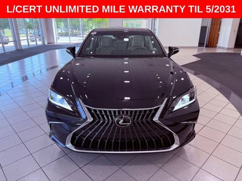 Used 2025 Lexus ES 350 w/ Premium Package FWD image 2