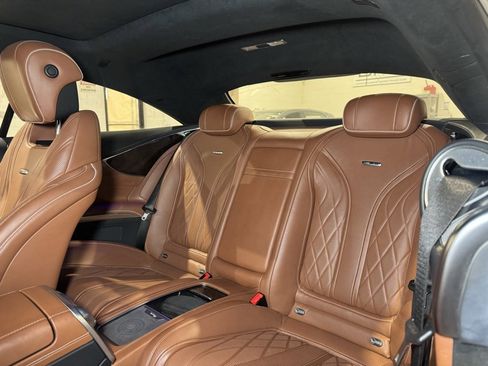 Used 2015 Mercedes-Benz S 63 AMG 4MATIC Coupe image 36