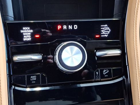 Used 2024 Jeep Grand Cherokee L Summit image 17