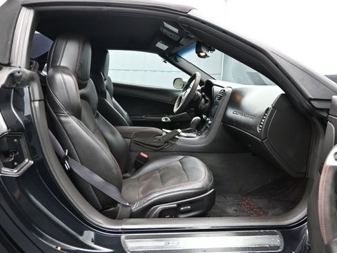 Used 2012 Chevrolet Corvette Grand Sport w/ 3LT Preferred Equipment Group image 11