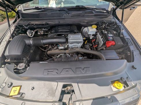 Used 2022 RAM 1500 Big Horn AWD/4WD image 33